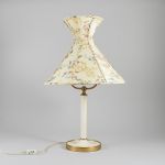 588268 Table lamp